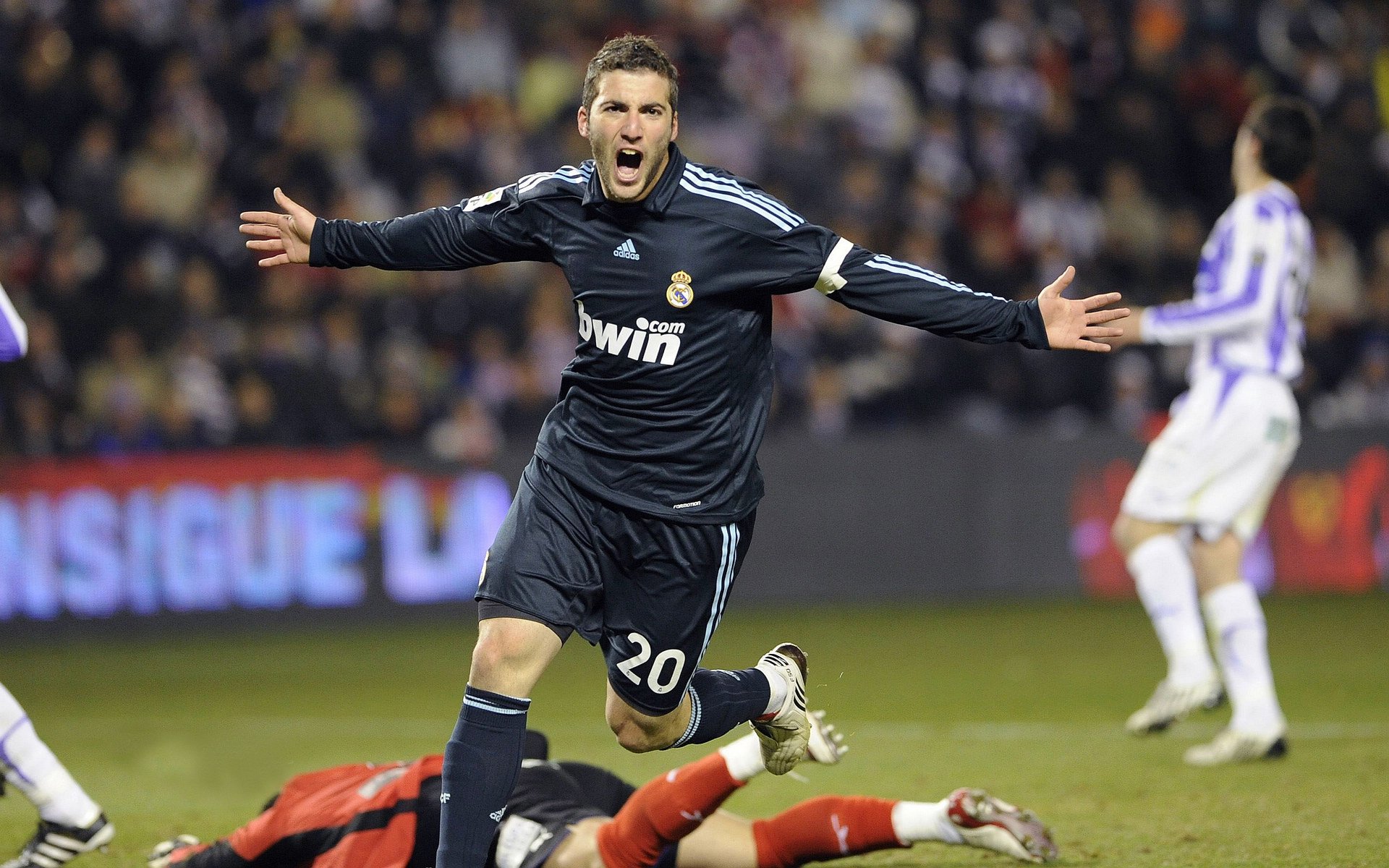 西班牙人主场1-2不敌皇家社会,遗憾落败,西班牙人主场0-2告负