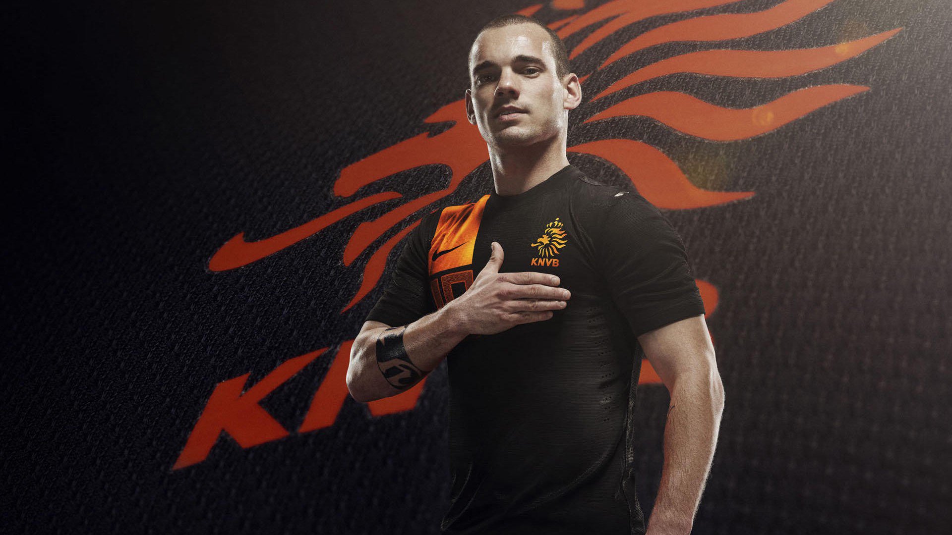 重要合同!主力球员续约成功,俱乐部阵容稳固,球员续约加薪是当时生效吗_